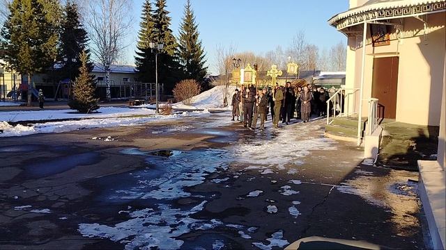 Крестный ход Торжественное богослужение в Великую пятницу Вынос Плащаницы Сыктывкар