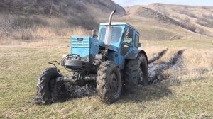 Покатушки на легендарных тракторах Т-40 по бездорожью.