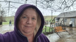 462. Привет из Крыма. Покупки к Пасхе. Укрыла помидоры, прихватил их мороз. 10.04.26.