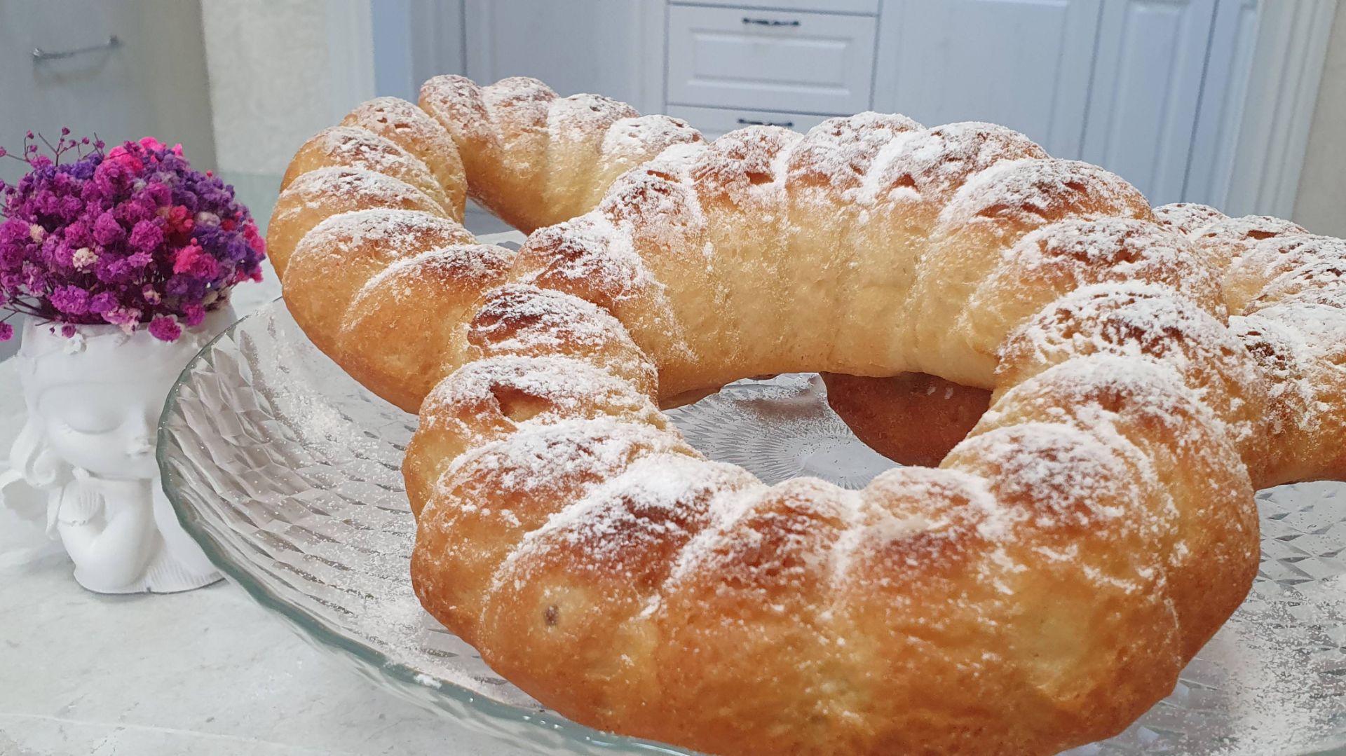 Рулетики🥐из сдобного теста, что может быть лучше и вкуснее для семейного чаепития.🍵