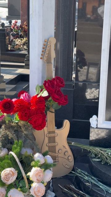 Как сегодня выглядит могила Владимира Лёвкина / Троекуровское кладбище 03.2026 #владимирлёвкин