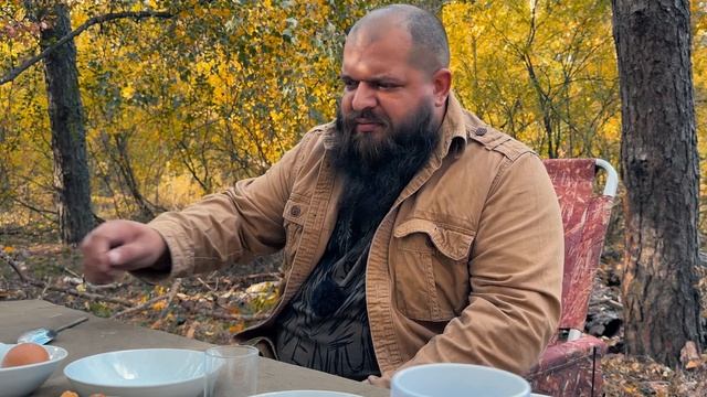 Дегустирую мерзкую еду - УТИНЫЕ ГОЛОВЫ, ОБЕЗЬЯНЫ, ТУХЛЫЕ ЯЙЦА, ЗМЕИНОЕ МЯСО