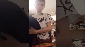 обзор киндер сюрприза и мысль к следующей трансляции