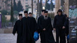 Российская делегация вылетела за Благодатным огнем в Тель-Авив