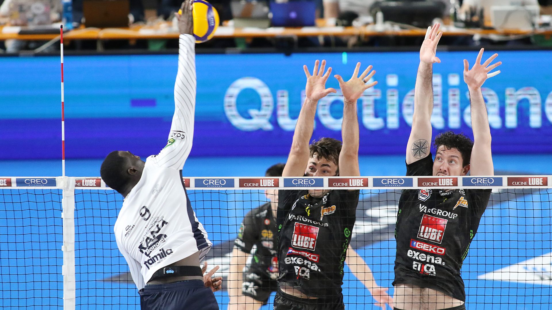 Волейбол. Любе Чивитанова — Верона. Полуфинал. Матч 2