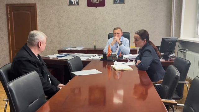 Глава Вяземского округа провел прием граждан