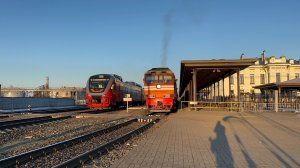 «Рыжый на рассвете!» Тепловоз ТЭП70-0254 с пасс.поездом на ст.Рыбинск-Пассажирский, 2026 год