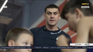 Евгений Тищенко провел мастер-класс по боксу в рамках проекта «Газпром-детям» в Уфе