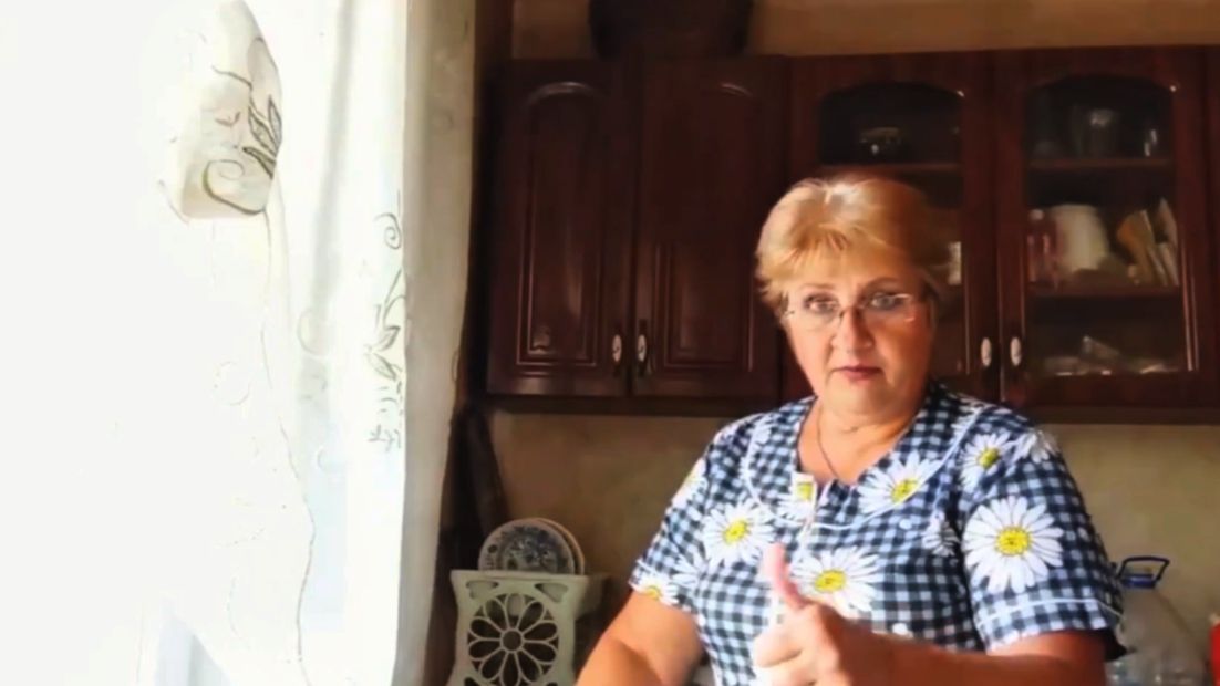 Наводим красоту  солим сало ...