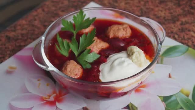 Сибирский борщ 🪆 Вот как его приготовить насыщенным красным ♥️