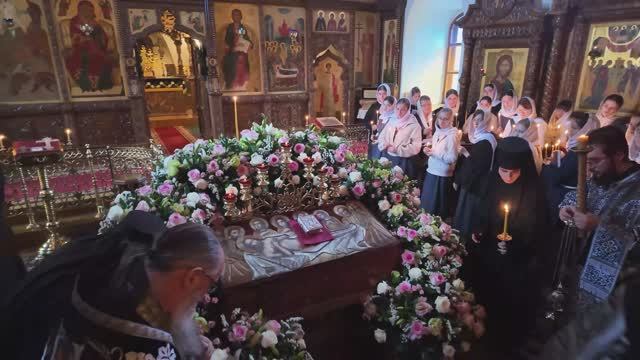 Вынос Плащаницы