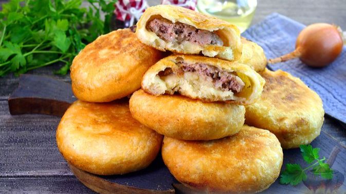 БЕЛЯШИ ИЗ ДРОЖЖЕВОГО ТЕСТА