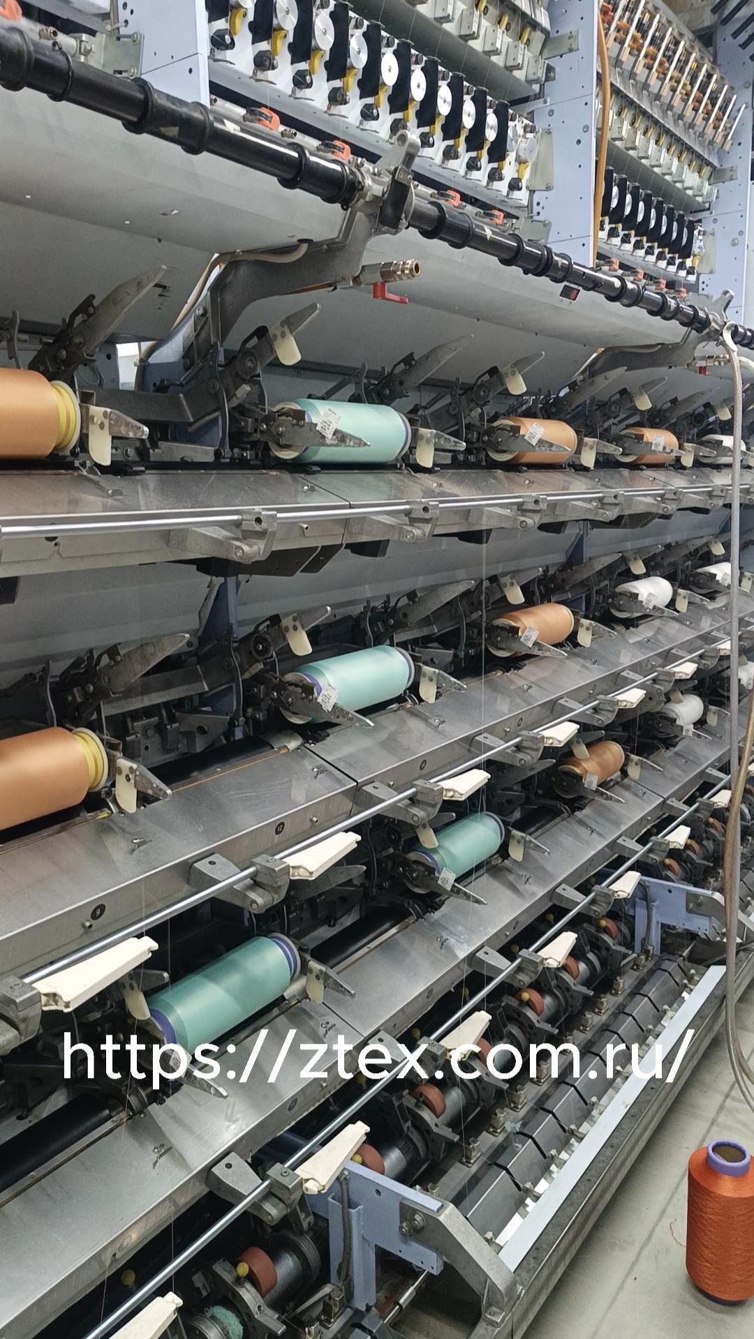 Российское производство полиэфирных нитей, окрашенных в массе.