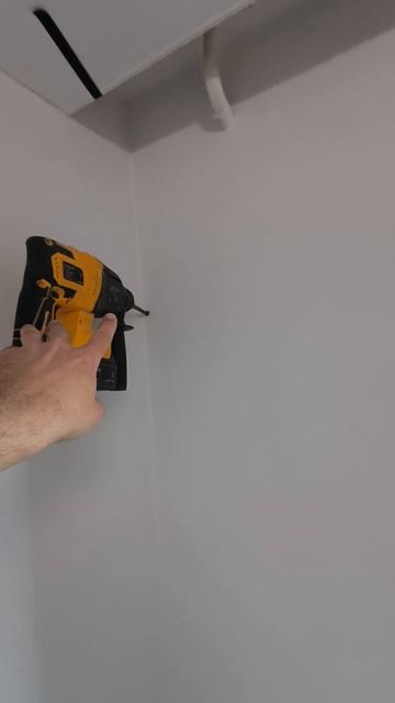 Как в нужном месте сделать дырку сплит-системы