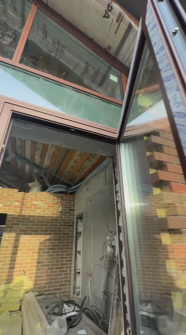 КП Заповедник, Кедровка. Многозапорная теплая дверь FR76