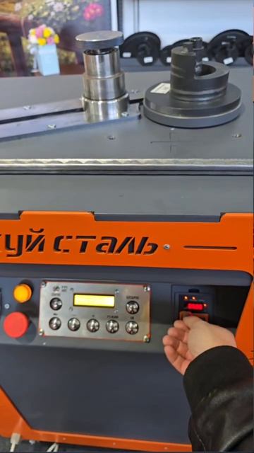 Белорус сам сделал станок с ЧПУ