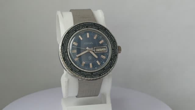 Часы советские РАКЕТА ГОРОДА СССР ОБСЛУЖЕНЫ в продаже