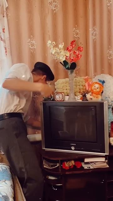 Детство с Батей#shorts смотреть онлайн