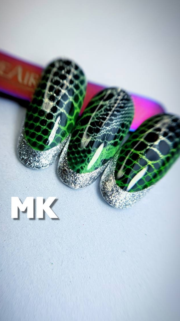 Змеиный френч аэрографом