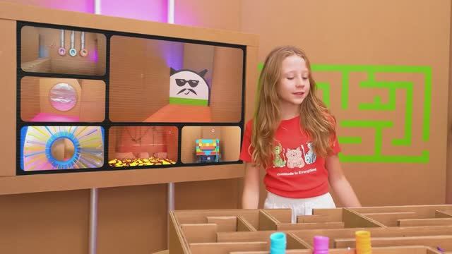 Настя с друзьями придумывают веселые игры