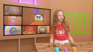 Настя с друзьями придумывают веселые игры