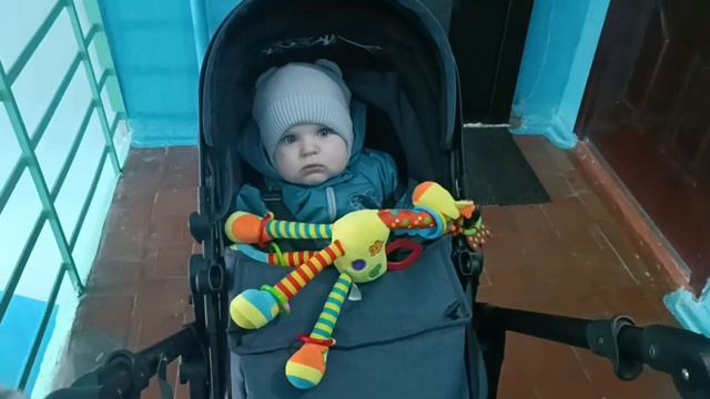 ШОКОЛАДНЫЙ БИСКВИТ НА ГОРЯЧЕМ МОЛОКЕ & ЧТО ЖЕ МЫ ПОДАРИМ НАШЕЙ БАБУШКЕ🤗 & ОБЗОР ПОДАРКОВ