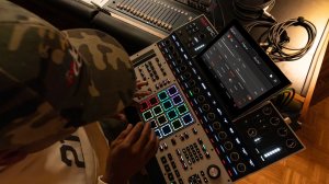 AIR Fabric Vintage Jup: Unmistakable Vintage Synth Sound