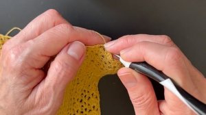 Летняя майка крючком, часть 2, вяжу проймы, подробно, попетельно, для начинающих