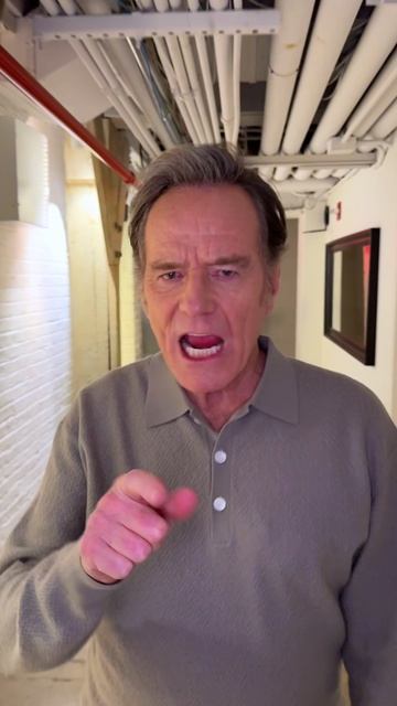 Брайан Крэнстон снова Уолтер Уайт