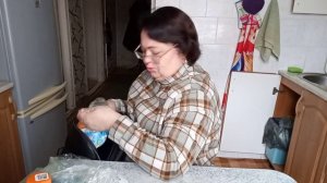 Люди атакуют прилавки с яйцами 🪺