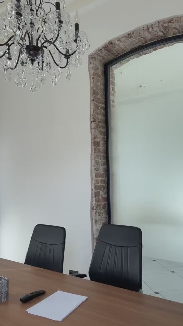 Рекламное агентство Be Brand People. Вальцованная перегородка.