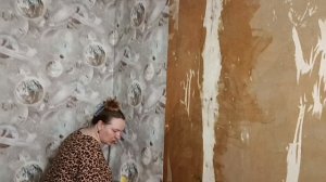 УРА👋 КЛЕИМ ОБОИ...