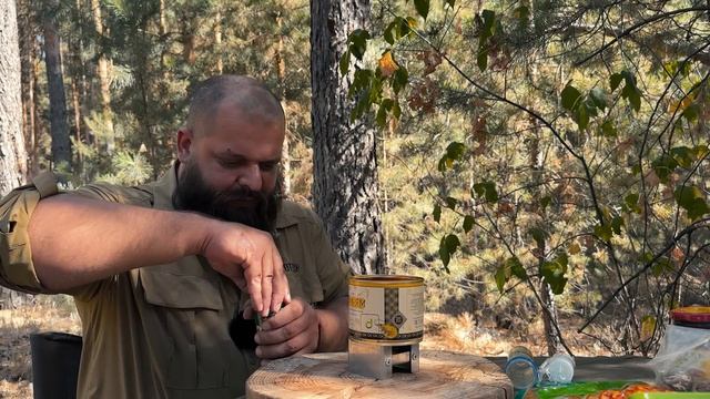 КАК ЭТО МОЖНО ЕСТЬ ? Азиатский походный набор питания НЕ ДЛЯ СЛАБОНЕРВНЫХ