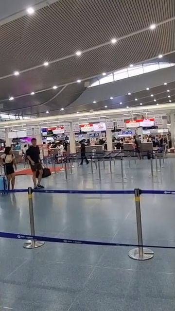 АЭРОПОРТ ПХУКЕТА — ЭТО НЕ ТО, ЧЕГО МЫ ОЖИДАЛИ