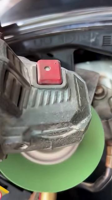 Ремонт Фар, Поврежден с помощью Шпателя