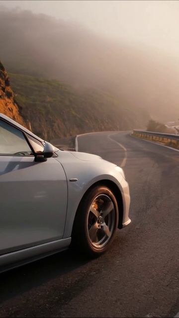 Утреннее путешествие по извивающейся дороге #авто #пейзаж #путешествие