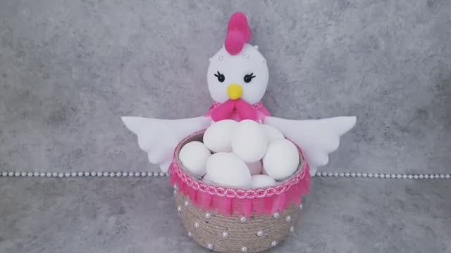 Изготовление корзинки для кур из пластиковой бутылки! Поделки своими руками!