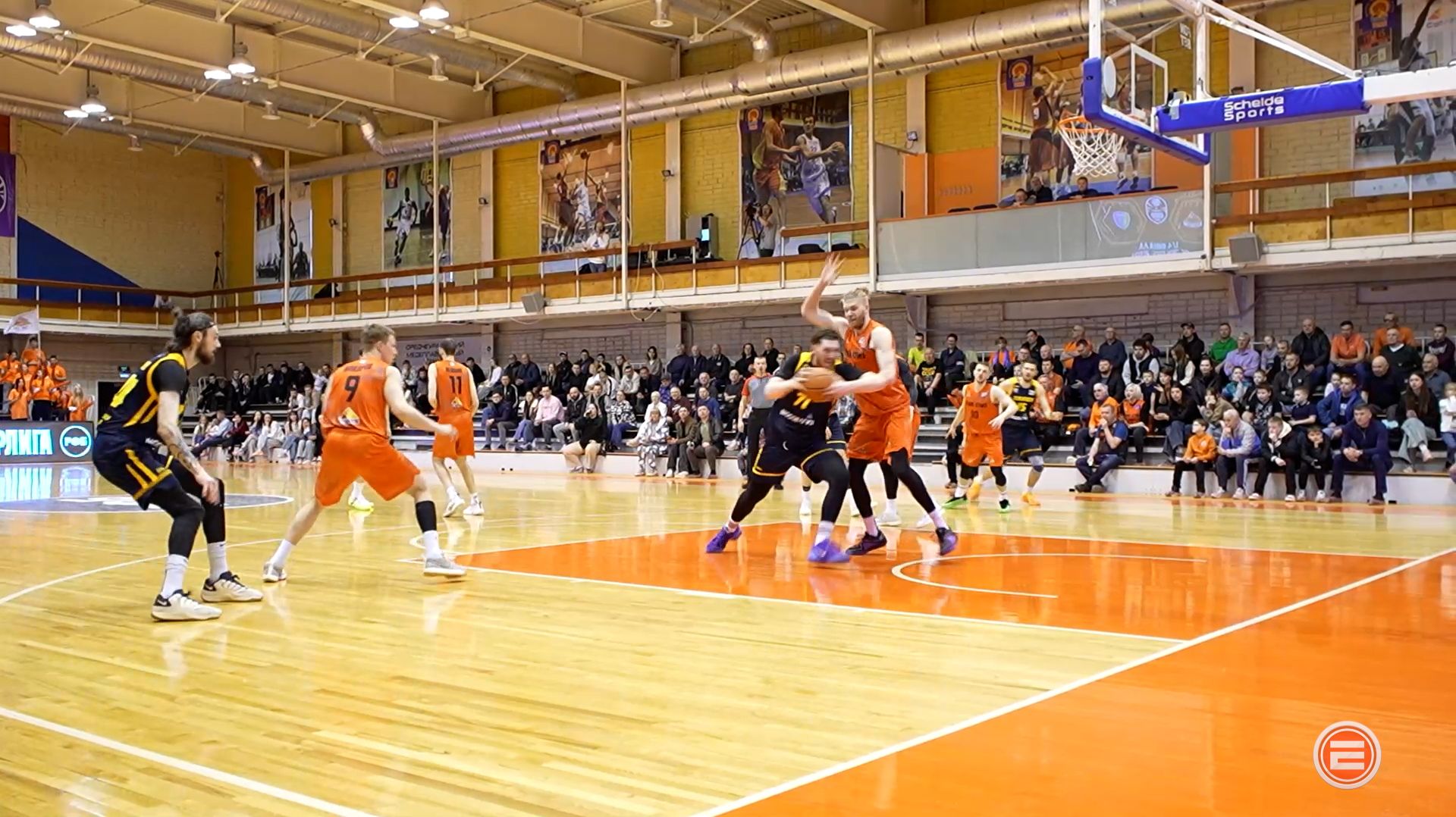 Баскетбольный клуб «Темп-СУМЗ» второй раз проиграл команде «Химки» в плей-офф Суперлиги