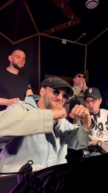 Эта полная ... выйдет 10.04♂️ поддержите ..от своих не дождешься... а то чота как то грустненько