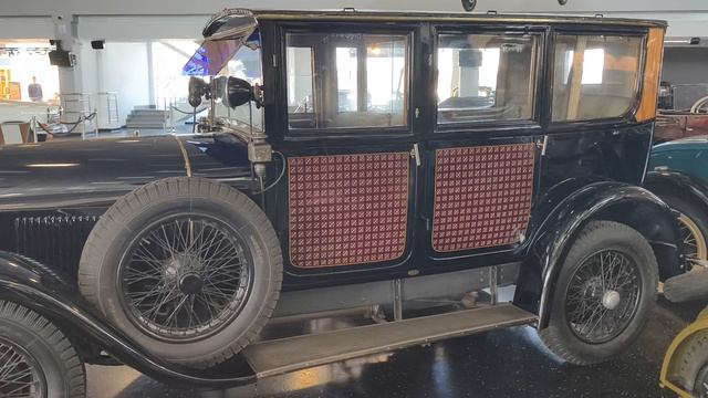 Французский лимузин произведенный 100 лет назад
