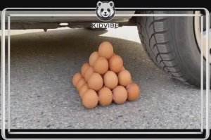 ЯЙЦА ПРОТИВ КОЛЕСА АВТОМОБИЛЯ!! НИКТО В НИХ НЕ ВЕРИЛ? ПОЛУЧИТСЯ ЛИ У НИХ???