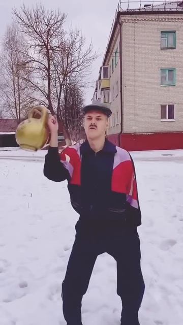 ТВОЙ БАТЯ В МОЛОДОСТИ#shorts смотреть онлайн