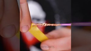 Несколько скруток проводов