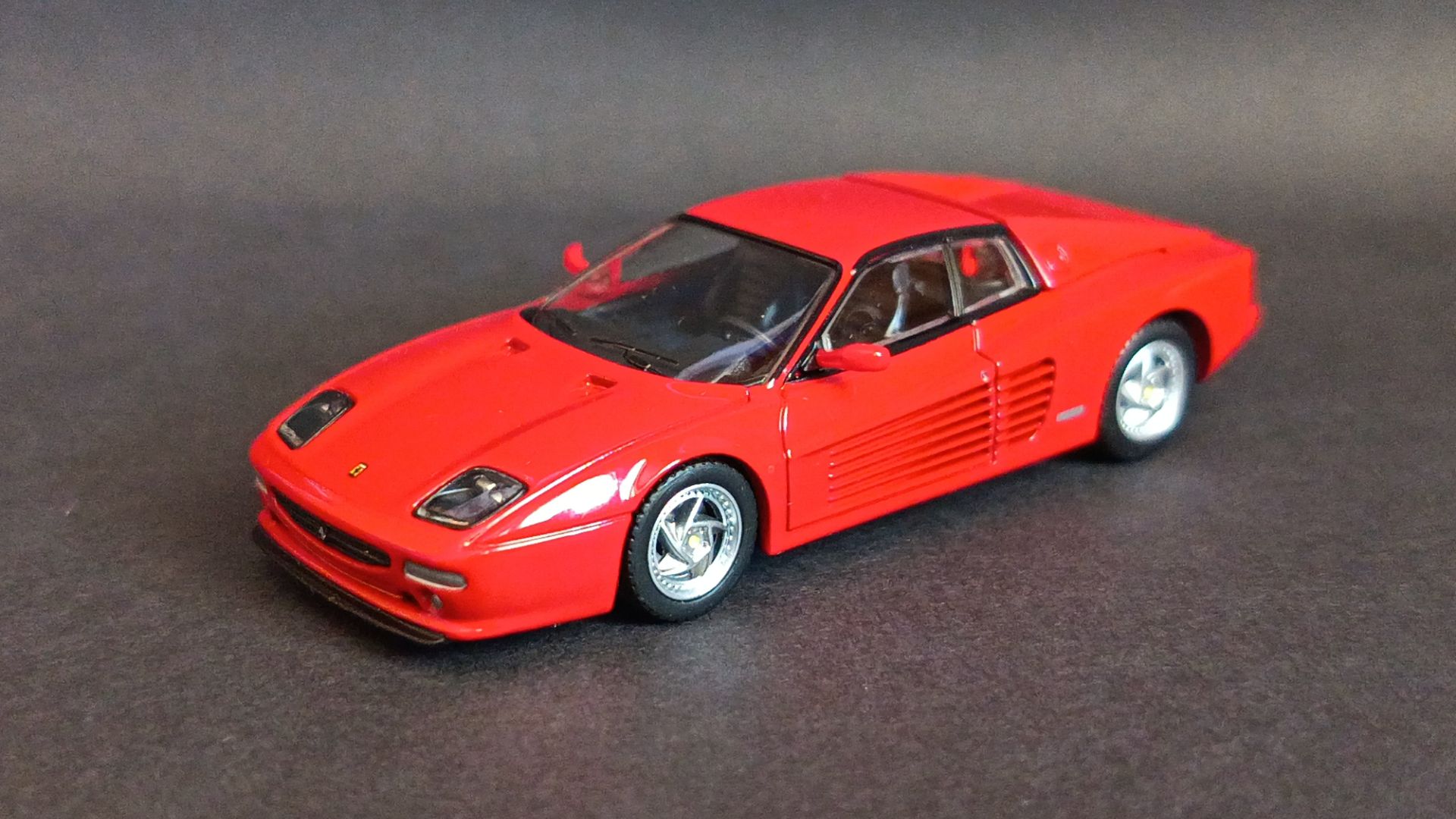 Ferrari F512M от TOMYTEC LV NEO 1:64