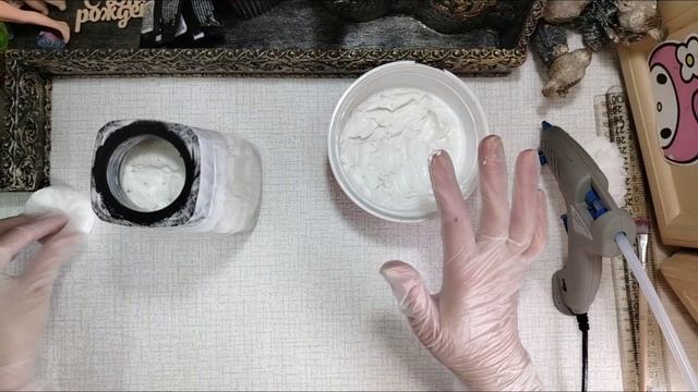 Ваза из банки.