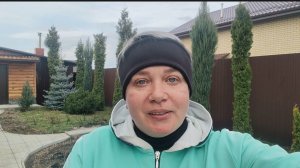 Испекла куличи.