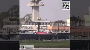 Неизвестный активист разнёс топором американский военный самолёт за $160 миллионов в Ирландии.