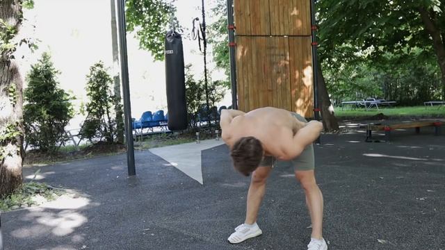 Зарядка чтобы проснуться. Короткий комплекс на все тело, который можно делать и в течении дня