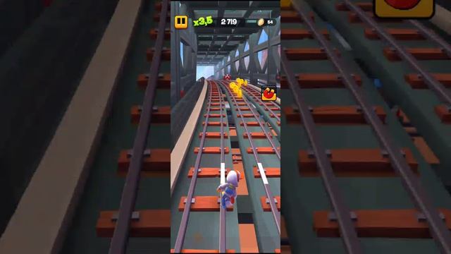 играю в Subway Surfers City