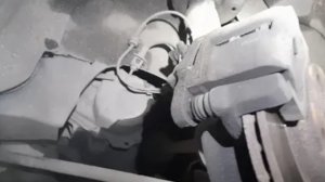 Замена передних тормозных колодок лада гранта